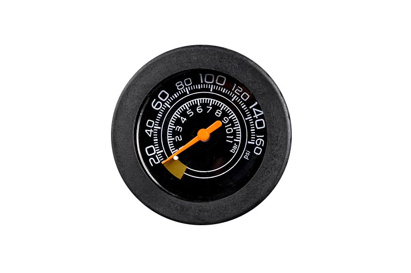COM-069_02_web.jpg